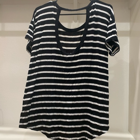 Top - Picture 2 of 2